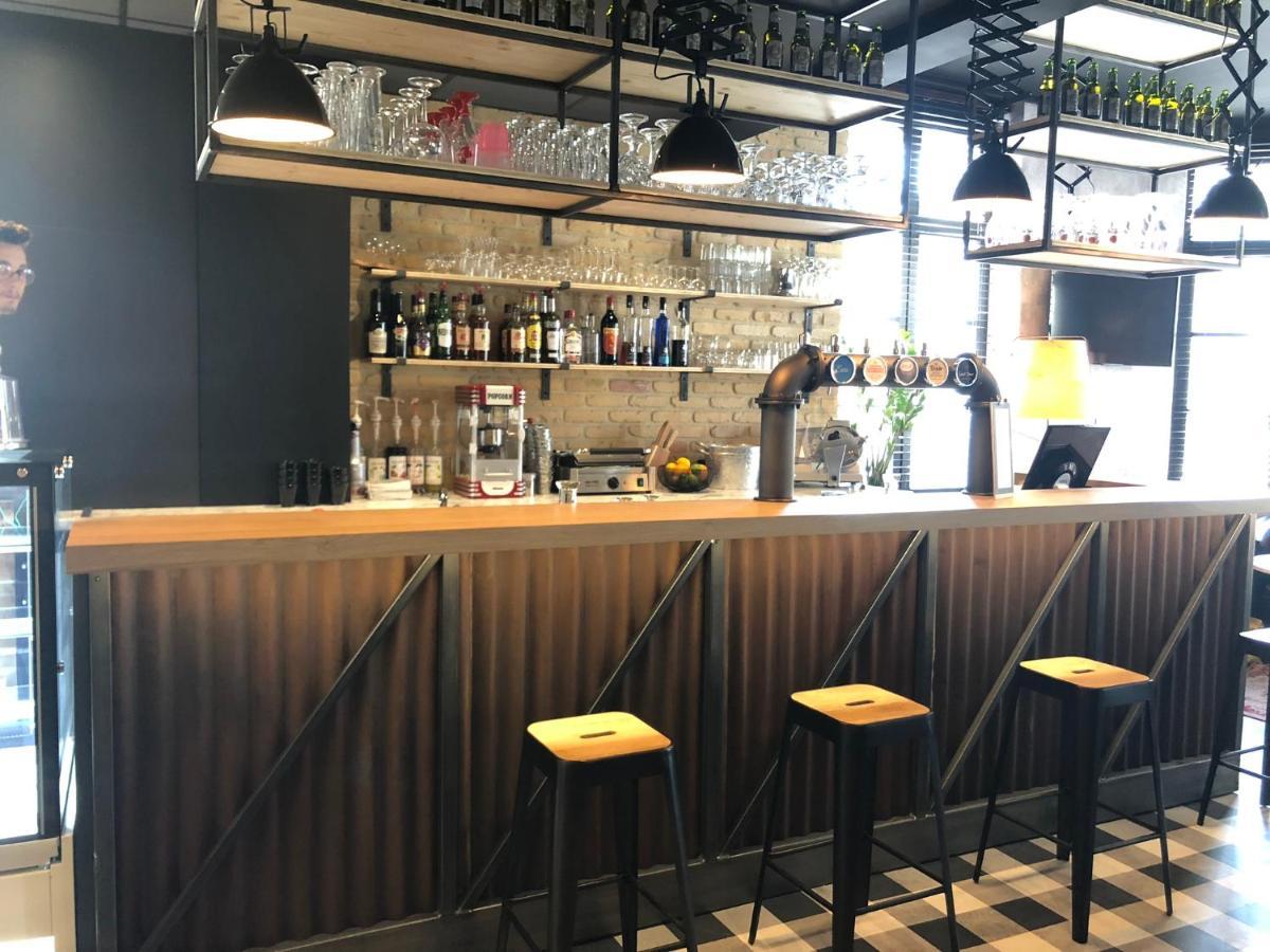 Ibis Saint-Omer Centre Екстериор снимка