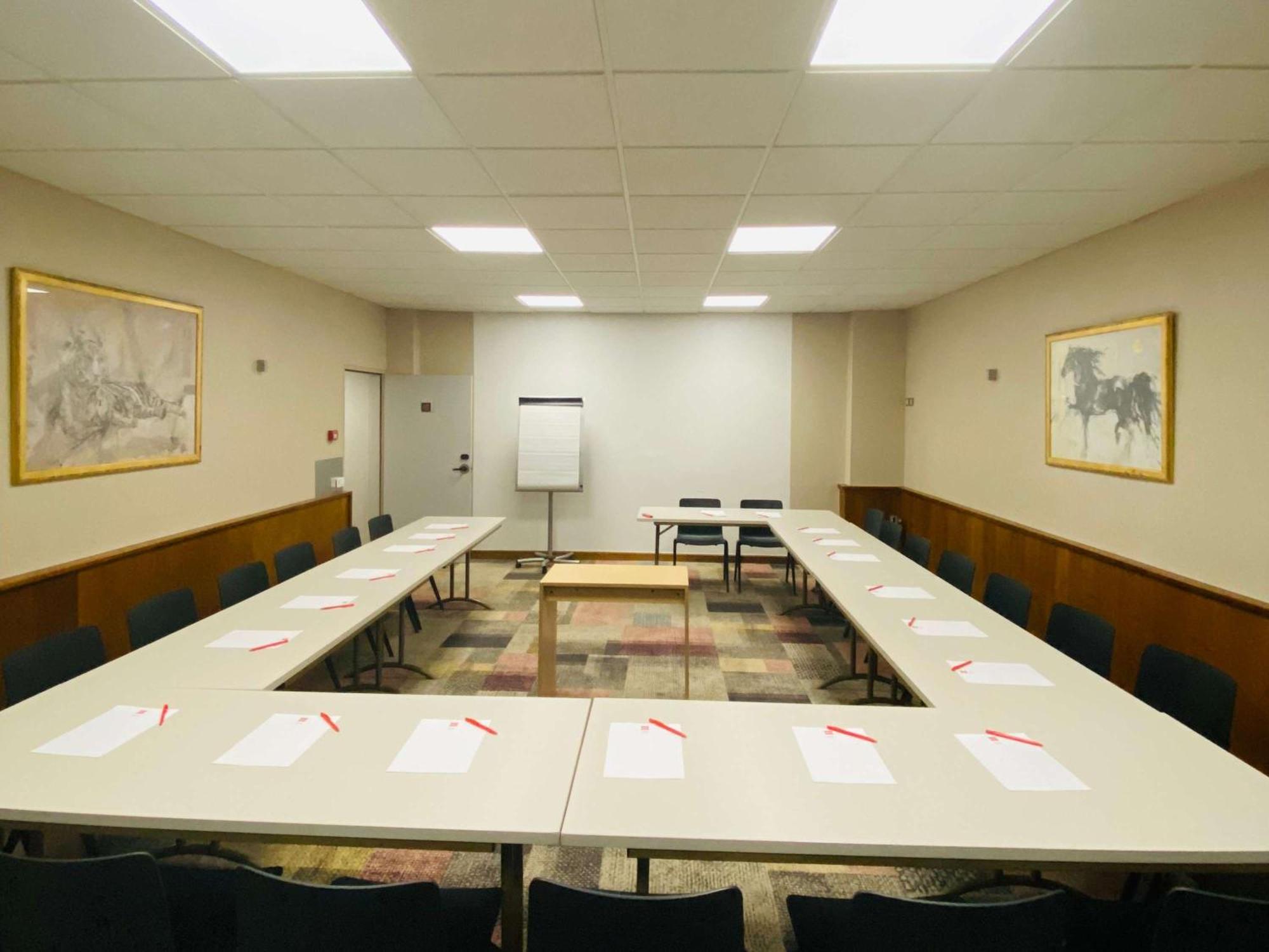 Ibis Saint-Omer Centre Екстериор снимка