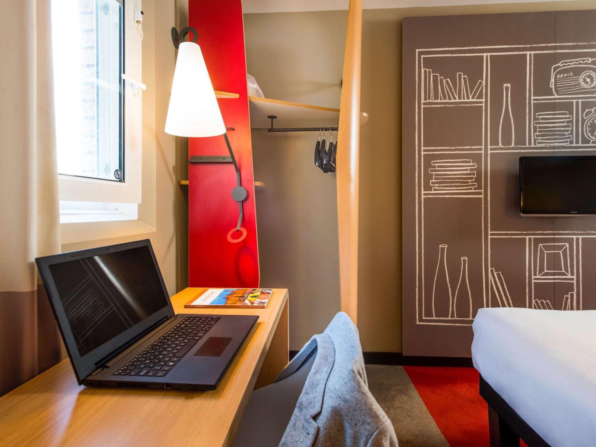 Ibis Saint-Omer Centre Екстериор снимка