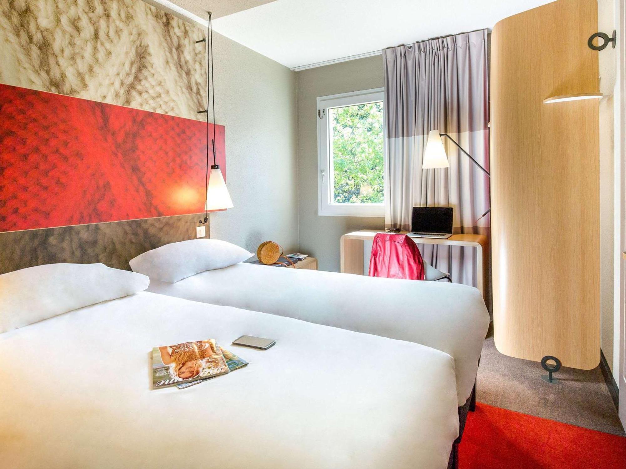 Ibis Saint-Omer Centre Екстериор снимка